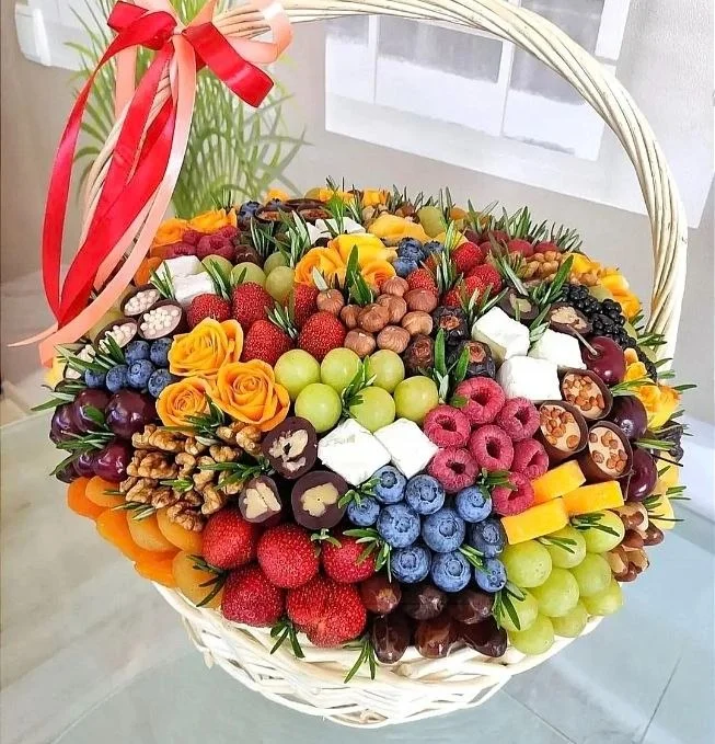 Корзина «Всё и сразу»